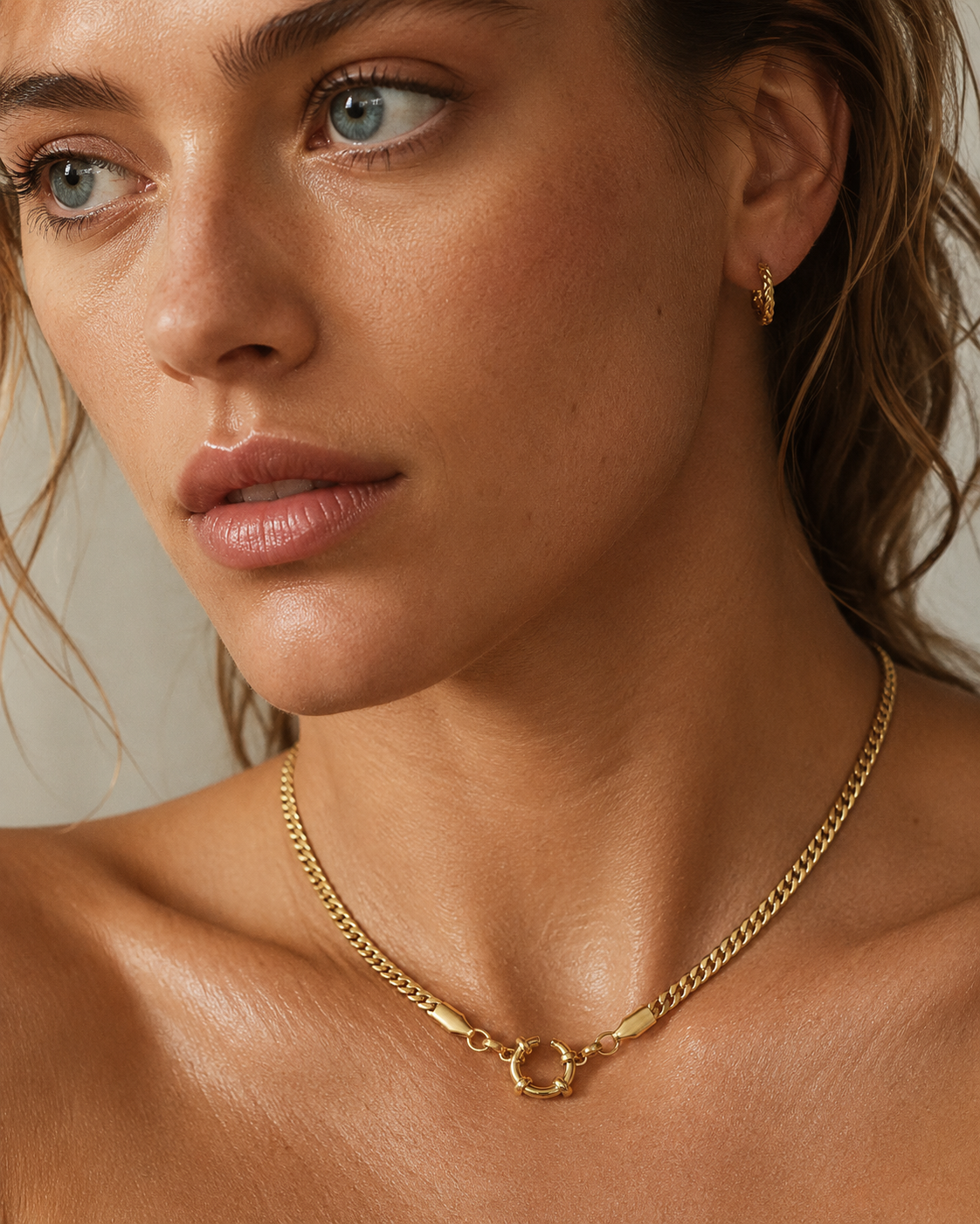 The Aura Curb Chain Necklace