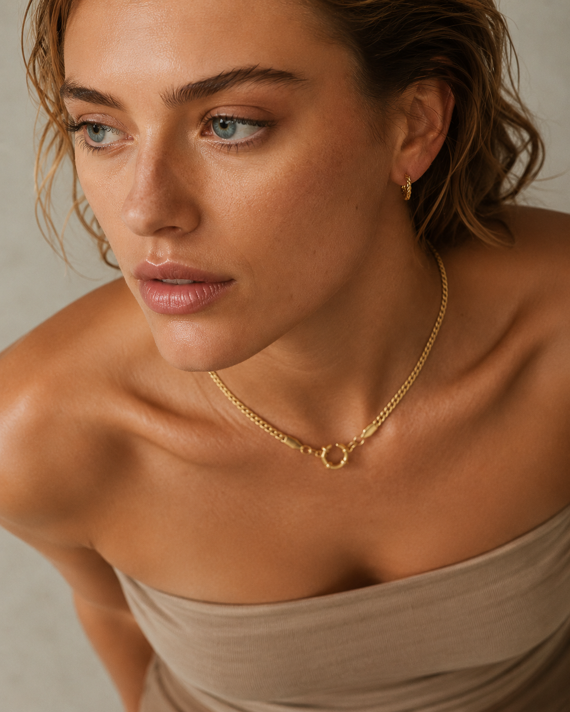 The Aura Curb Chain Necklace